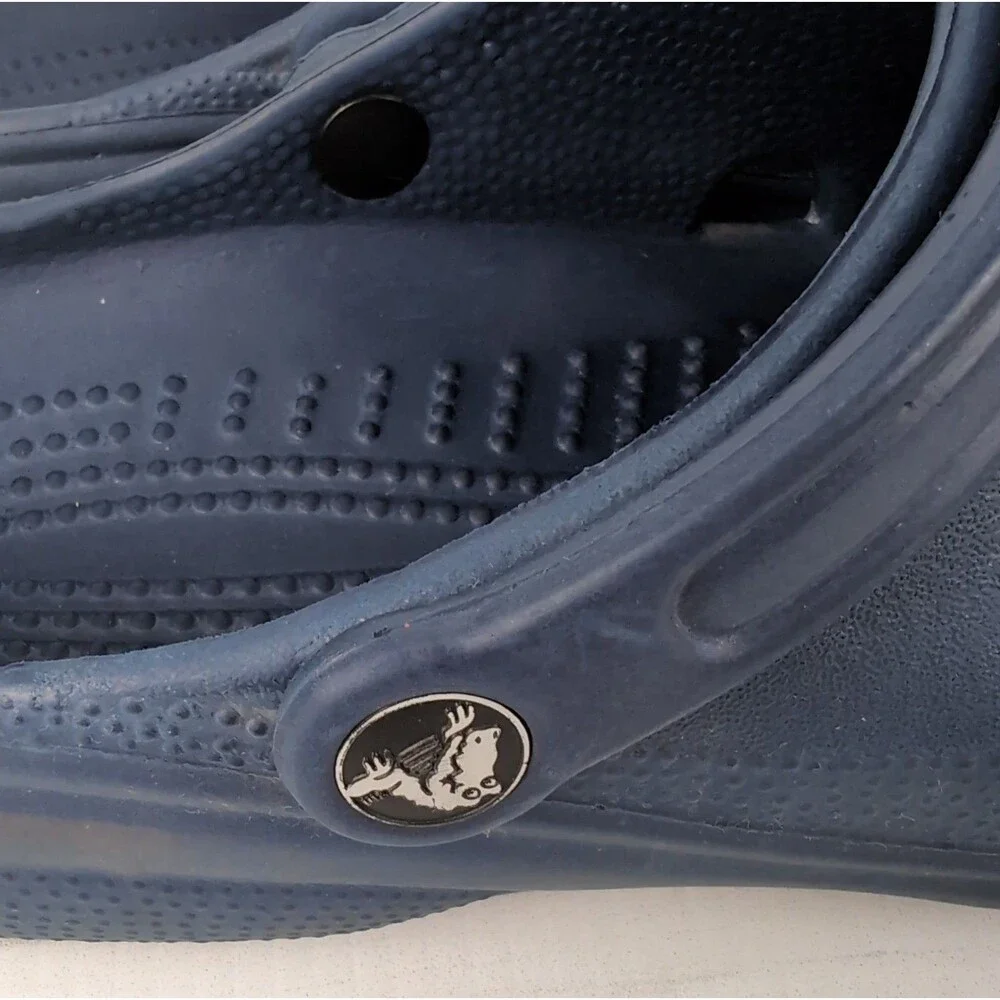 Crocs Navy Blue L Women's Size 10-11 Men's Size 8-9 Clogs Slip-On